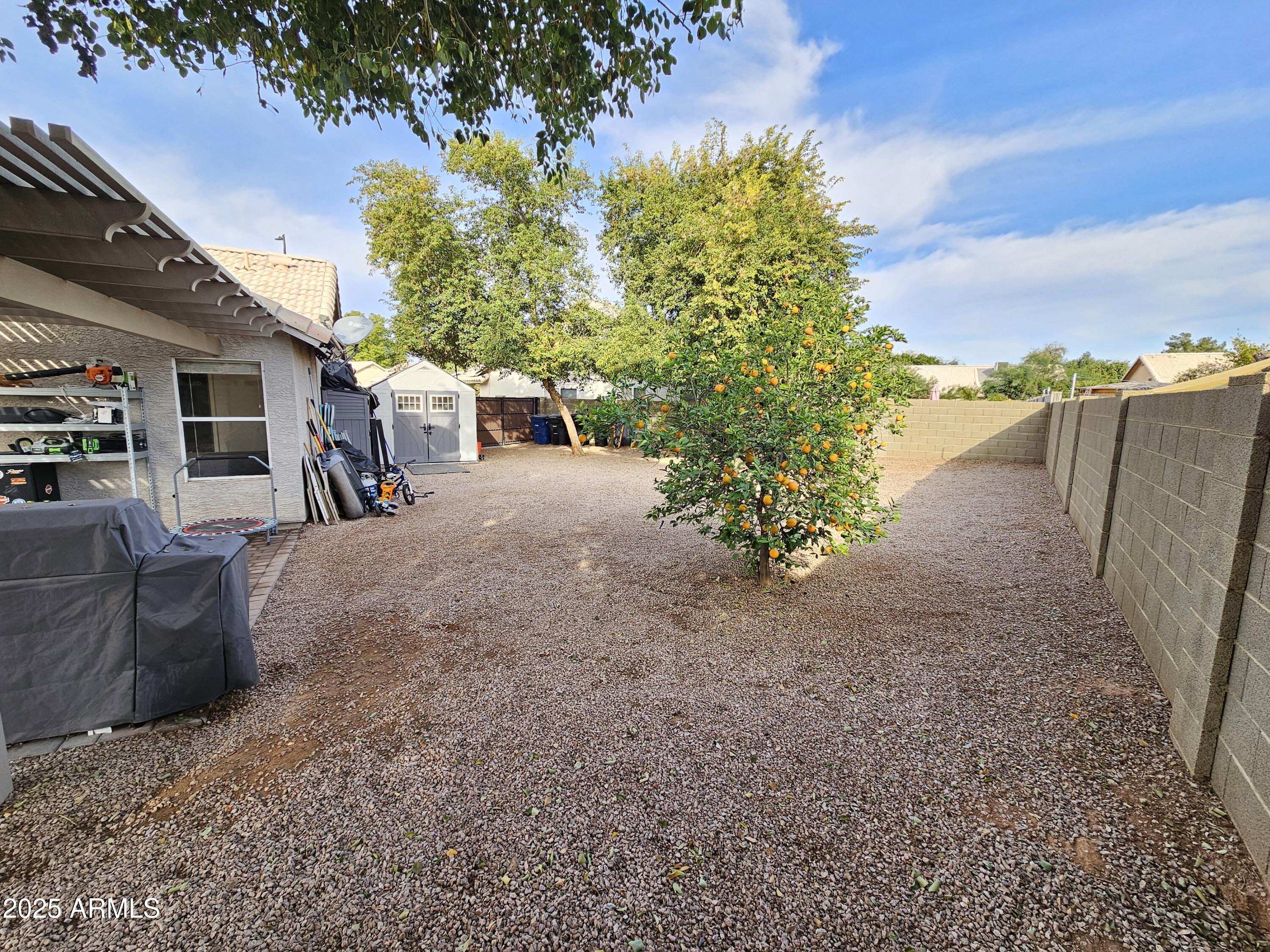 1131 North Hawk Lane Gilbert, AZ 85234 - Photo 33 of 36 20251223_102208