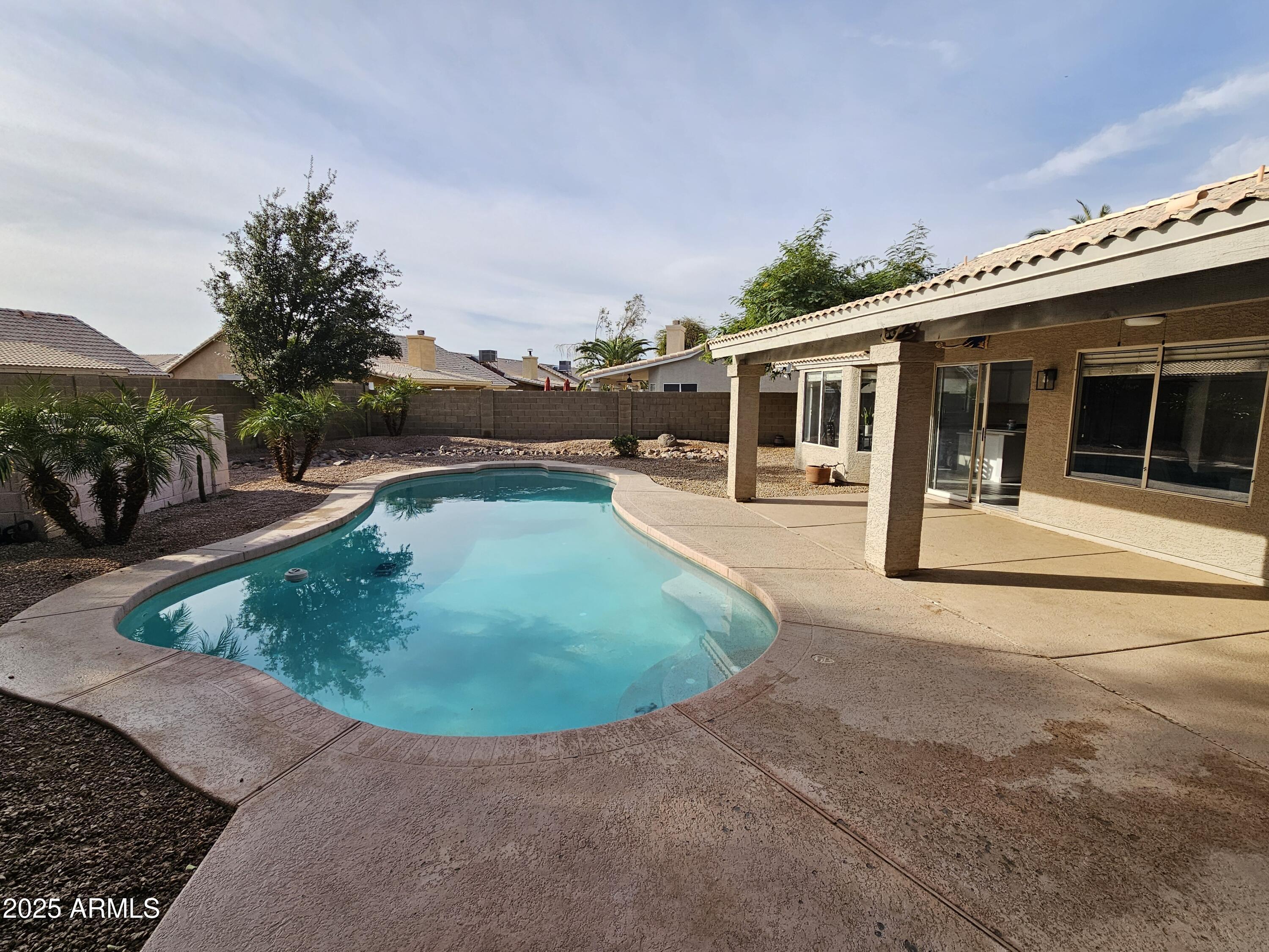 1131 North Hawk Lane Gilbert, AZ 85234 - Photo 36 of 36 20251223_102336