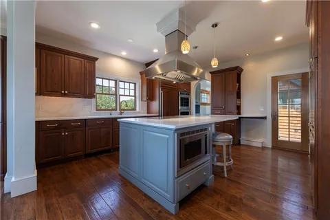 $2,750,000 | 11 Bucks Trail, Westerly, RI 02891