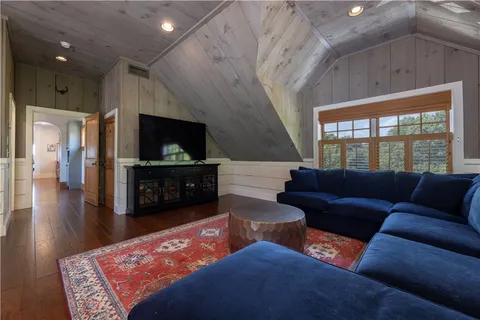 $2,750,000 | 11 Bucks Trail, Westerly, RI 02891