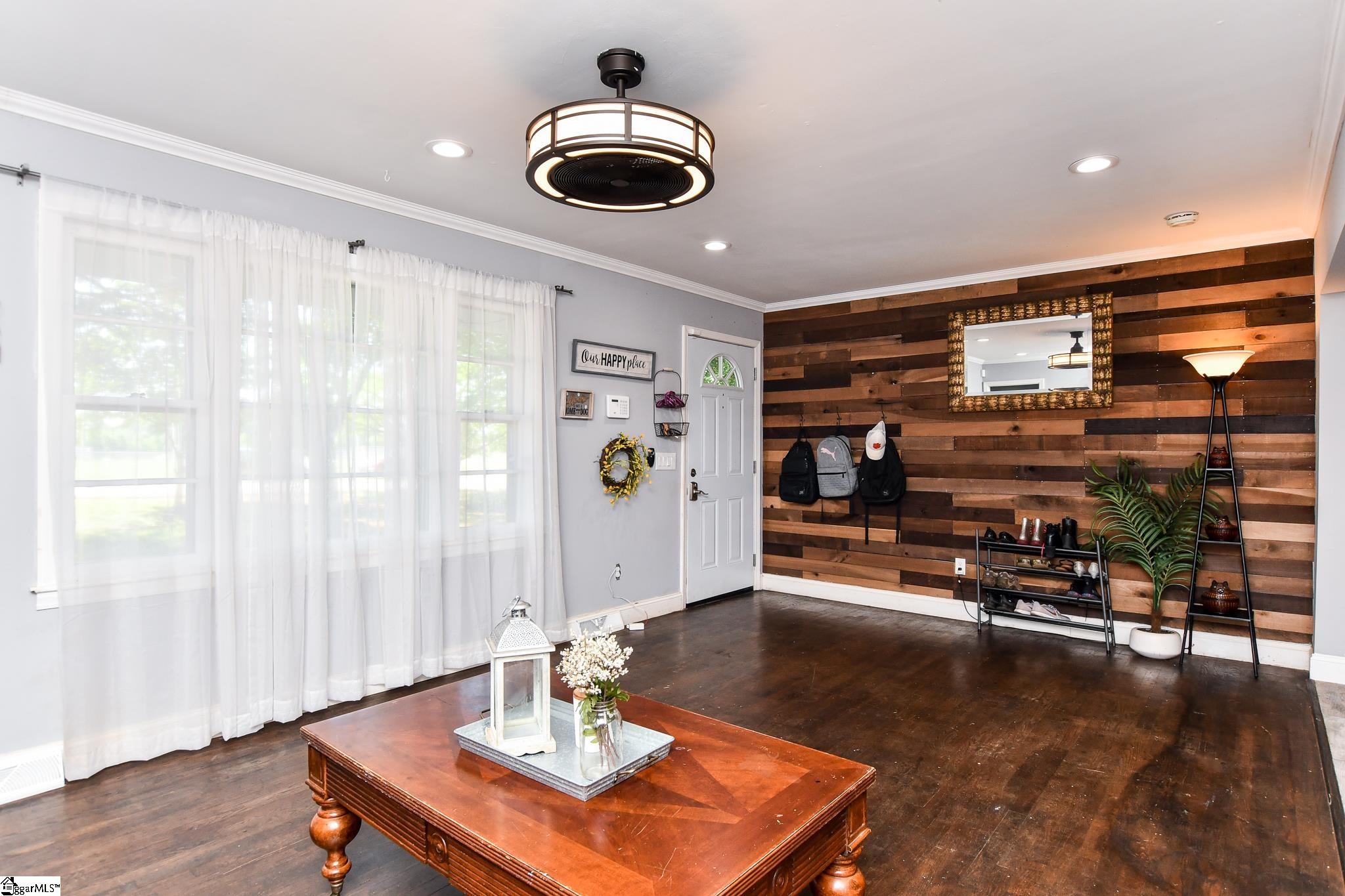 108 Long Road Pendleton, SC 29670 - Photo 5 of 29