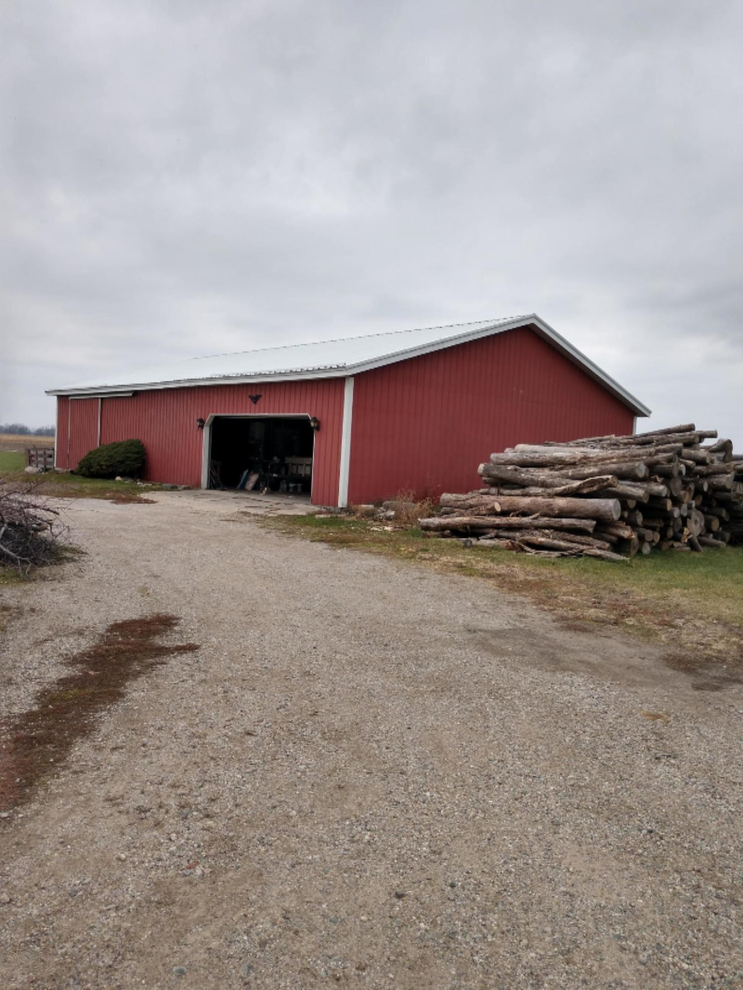 4918 Grant Road Middleton, MI 48856 - Photo 19 of 22 PoleBarn