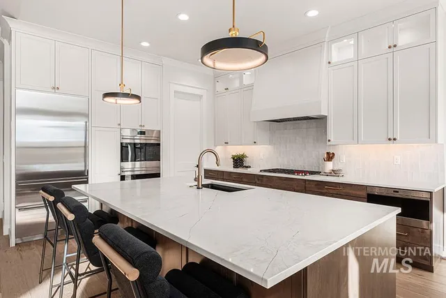 $1,049,900 | 3409 West Tahoe Vw Street, Eagle, ID 83616