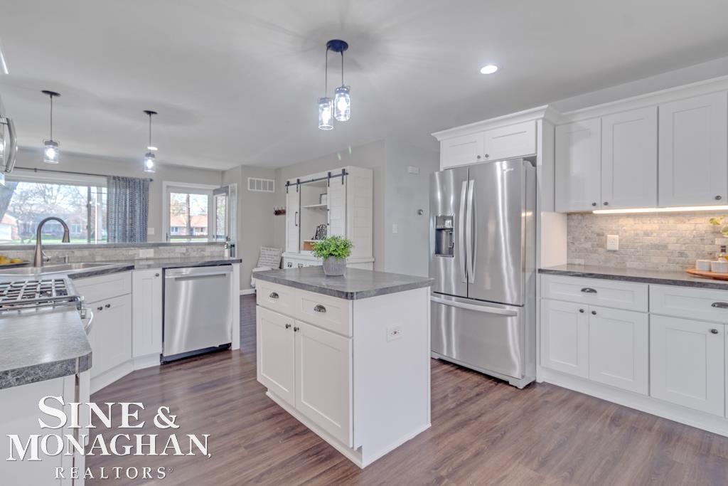 544 Meisner Road East China, MI 48054 - Photo 11 of 51 50173896-aba79ac2-3f91-4393-a44b-b9244b9c2eaf.JPG