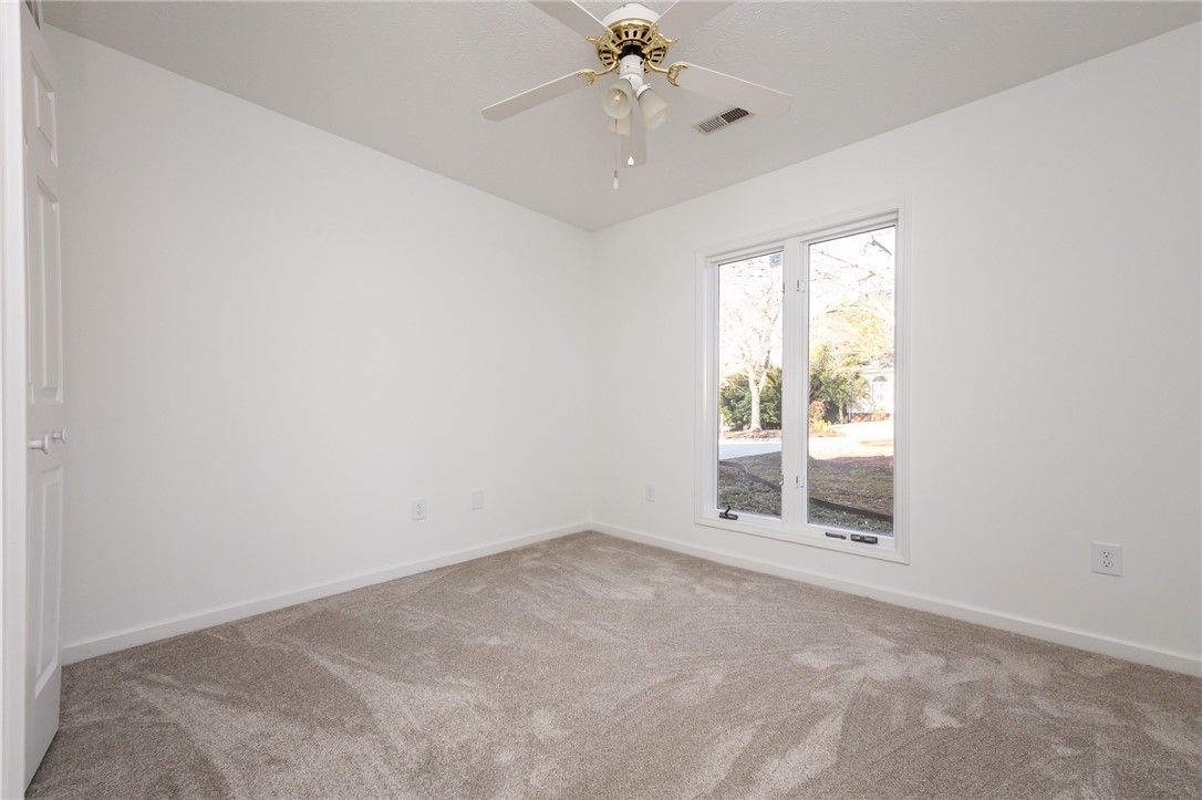 15053 Beacon Ridge Drive Seneca, SC 29678 - Photo 23 of 39 guest room #1 (left from hall)