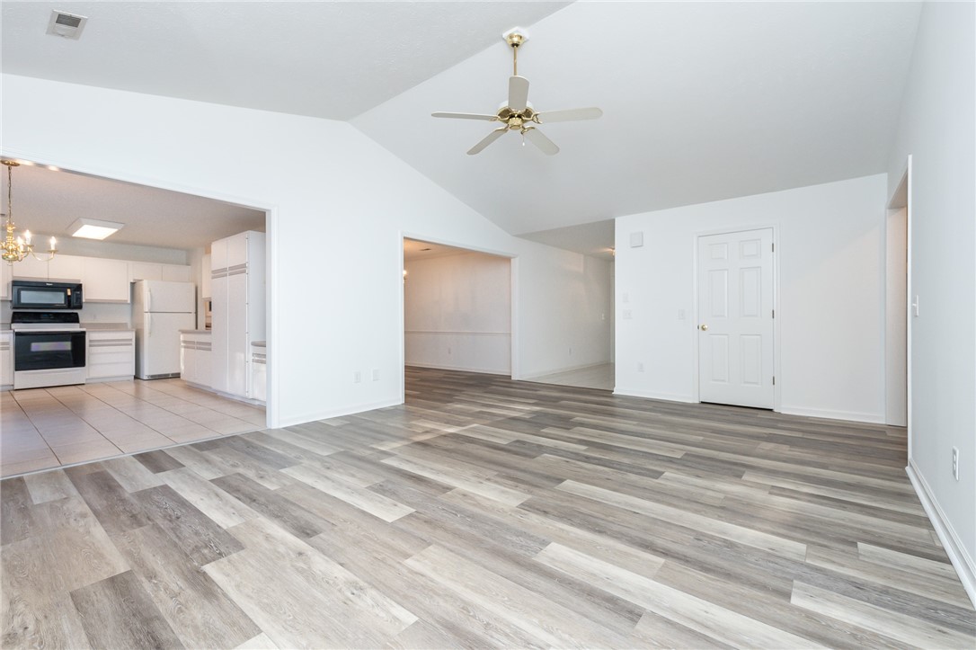 15053 Beacon Ridge Drive Seneca, SC 29678 - Photo 8 of 39 Living room looking towards front of the house