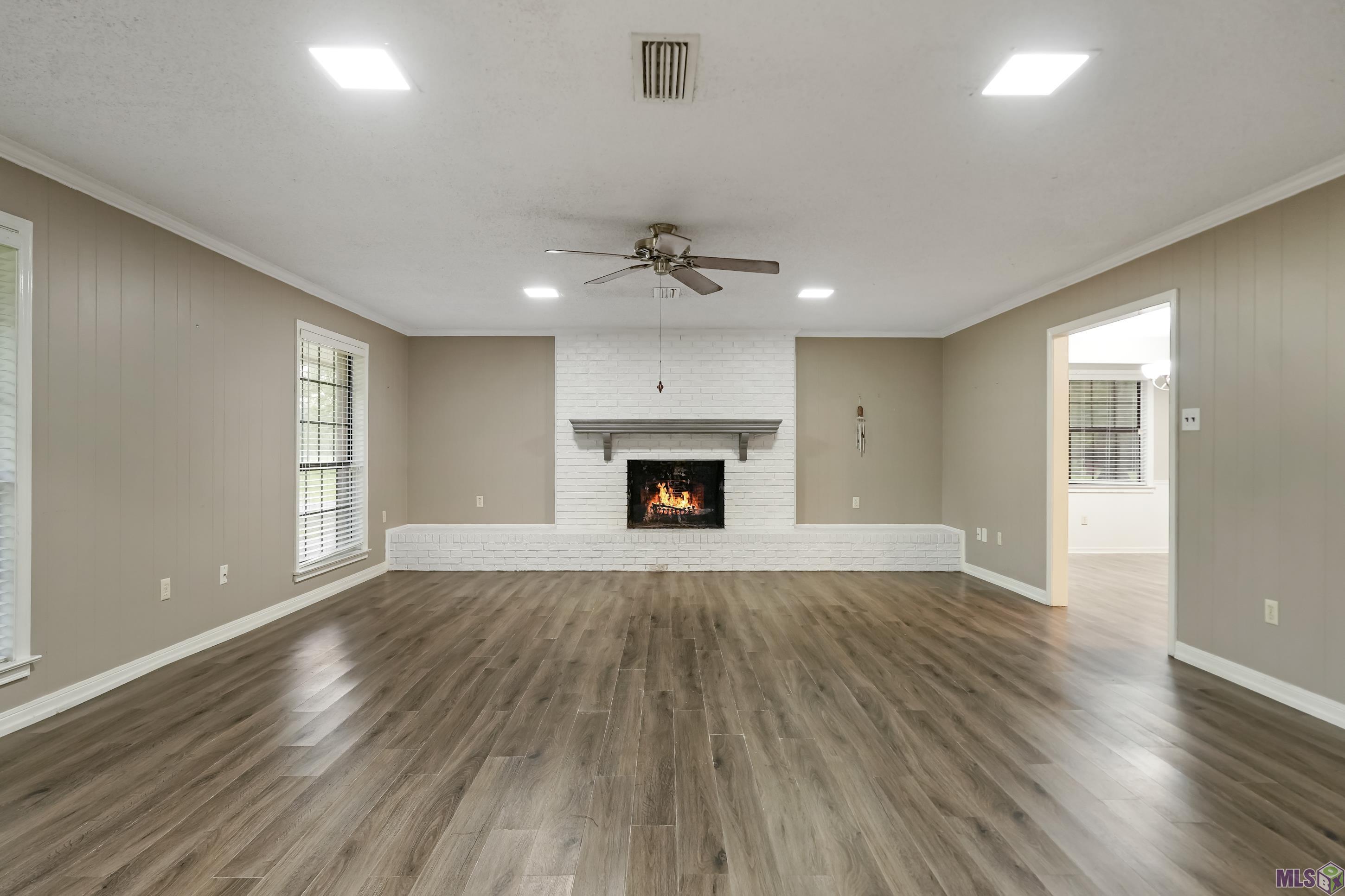 9255 Arnold Road Denham Springs, LA 70726 - Photo 7 of 57 Gallery Image 7