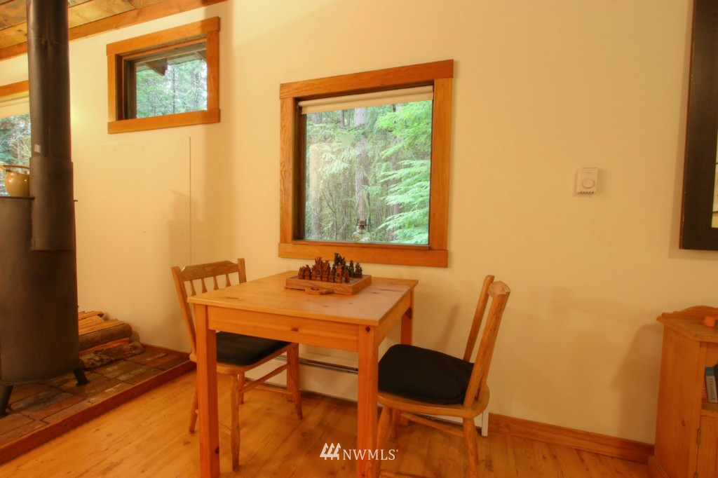 20800 Old Mill Road Southwest Vashon, WA 98070 - Photo 7 of 12 Gallery Image 7