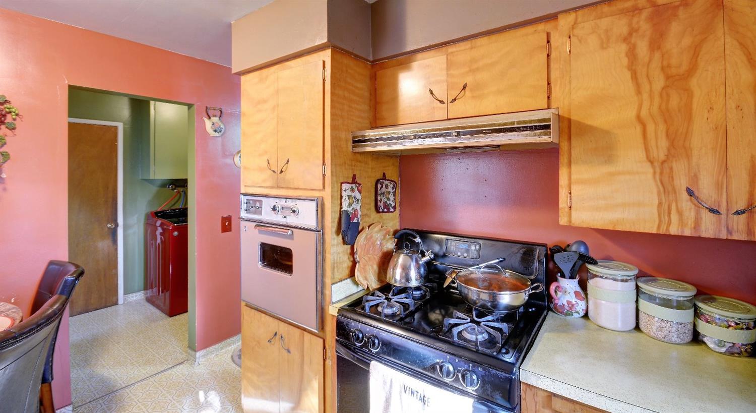 1398 Morrow Road Medford, OR 97504 - Photo 9 of 26 Additional Photo