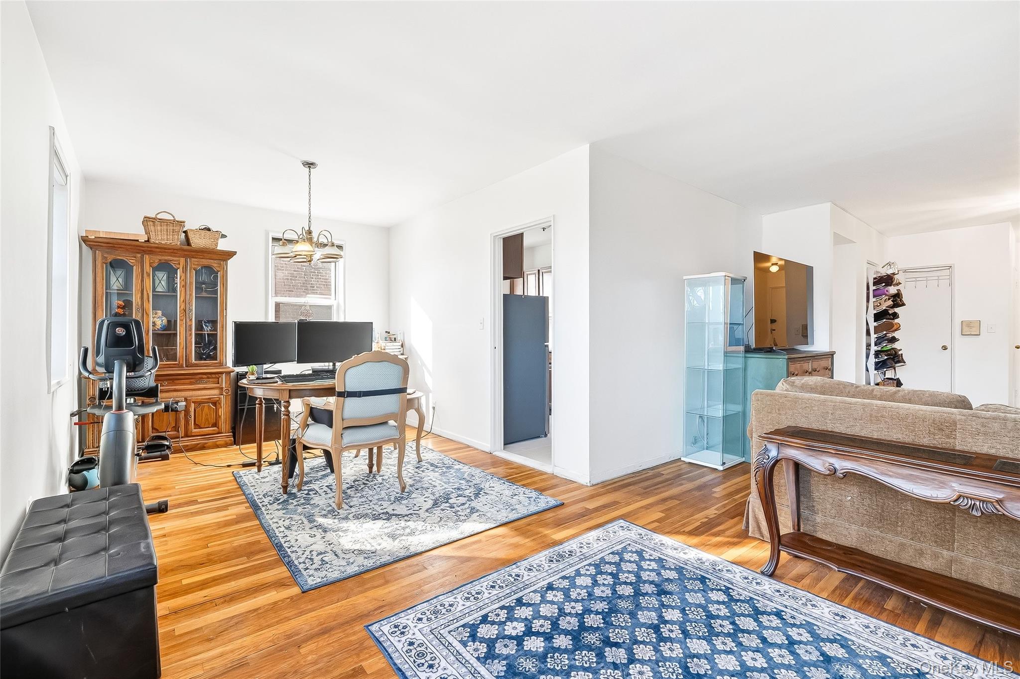 609 Palmer Road, Unit 5L Yonkers, NY 10701 - Photo 21 of 35