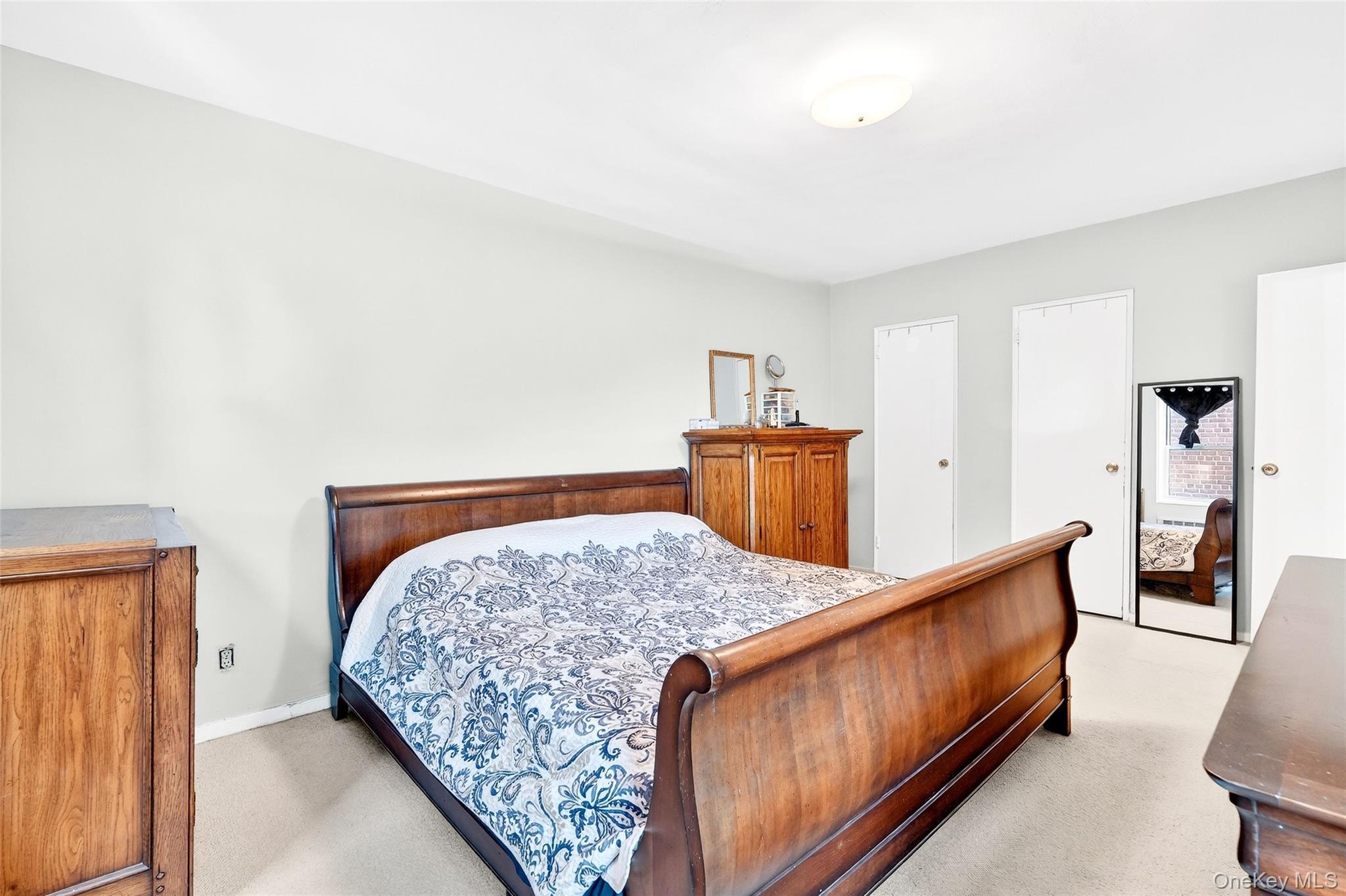 609 Palmer Road, Unit 5L Yonkers, NY 10701 - Photo 29 of 35 Bedroom fits large king sleigh bed