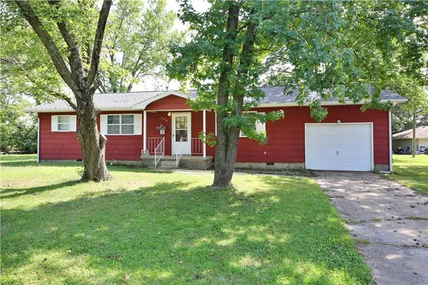 $122,000 | 309 West 25th Street, Baxter Springs, KS 66713