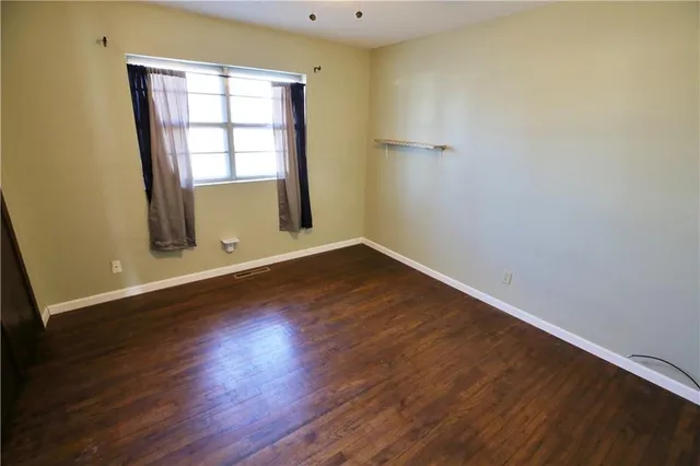 $128,350 | 309 West 25th Street, Baxter Springs, KS 66713