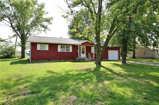 $128,350 | 309 West 25th Street, Baxter Springs, KS 66713