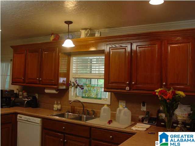 47 Foxley Road Anniston, AL 36205 - Photo 9 of 31