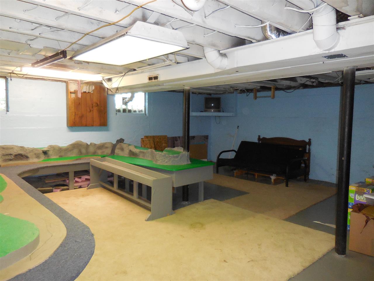 42647 Utica Road Sterling Heights, MI 48314 - Photo 21 of 30 31300983-20.JPG