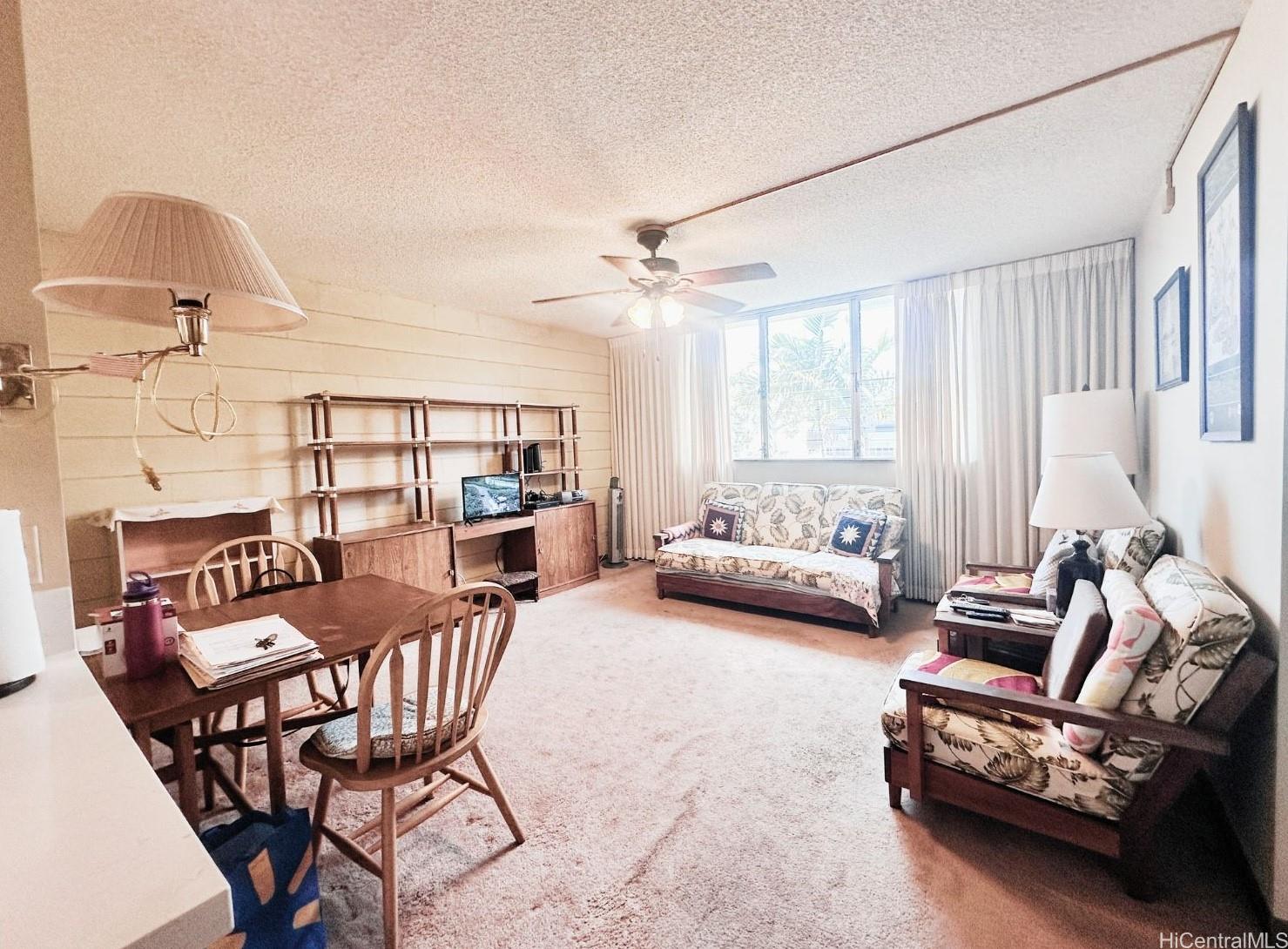 633 Nalanui Street, Unit 215 Honolulu, HI 96817 - Photo 4 of 9