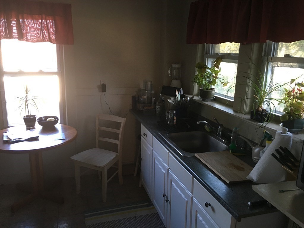 46 Wyman Road, Unit 2 Braintree, MA 02184 - Photo 3 of 5