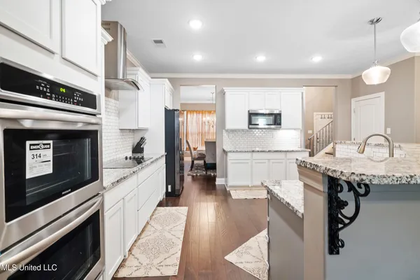 $519,900 | 9113 Rue Orleans Lane, Olive Branch, MS 38654