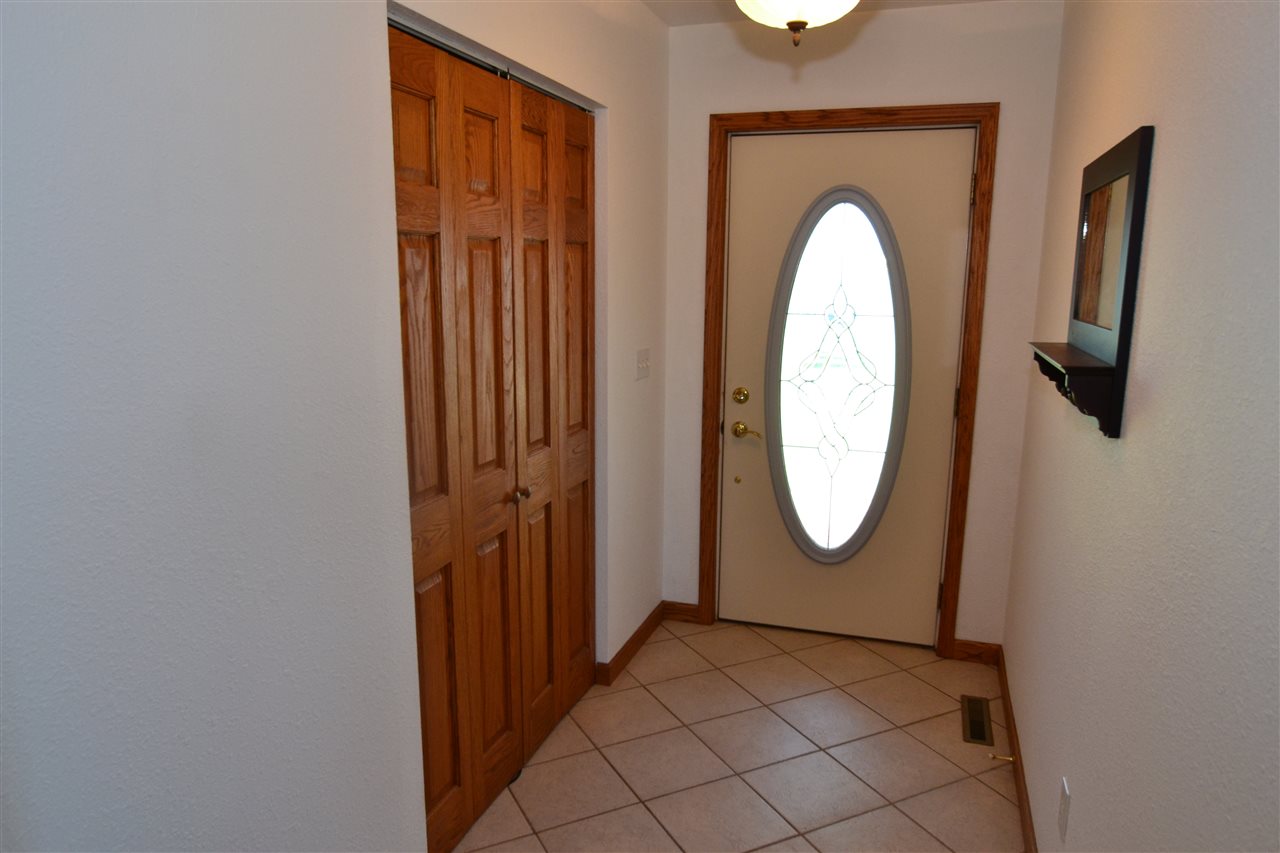 2347 Wheeler Road Auburn, MI 48611 - Photo 3 of 19