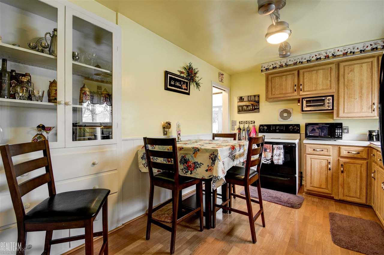 24835 Ridgecroft Avenue Eastpointe, MI 48021 - Photo 8 of 24