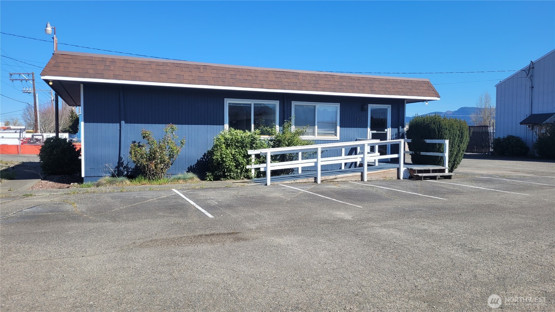 a view of a house with sitting area