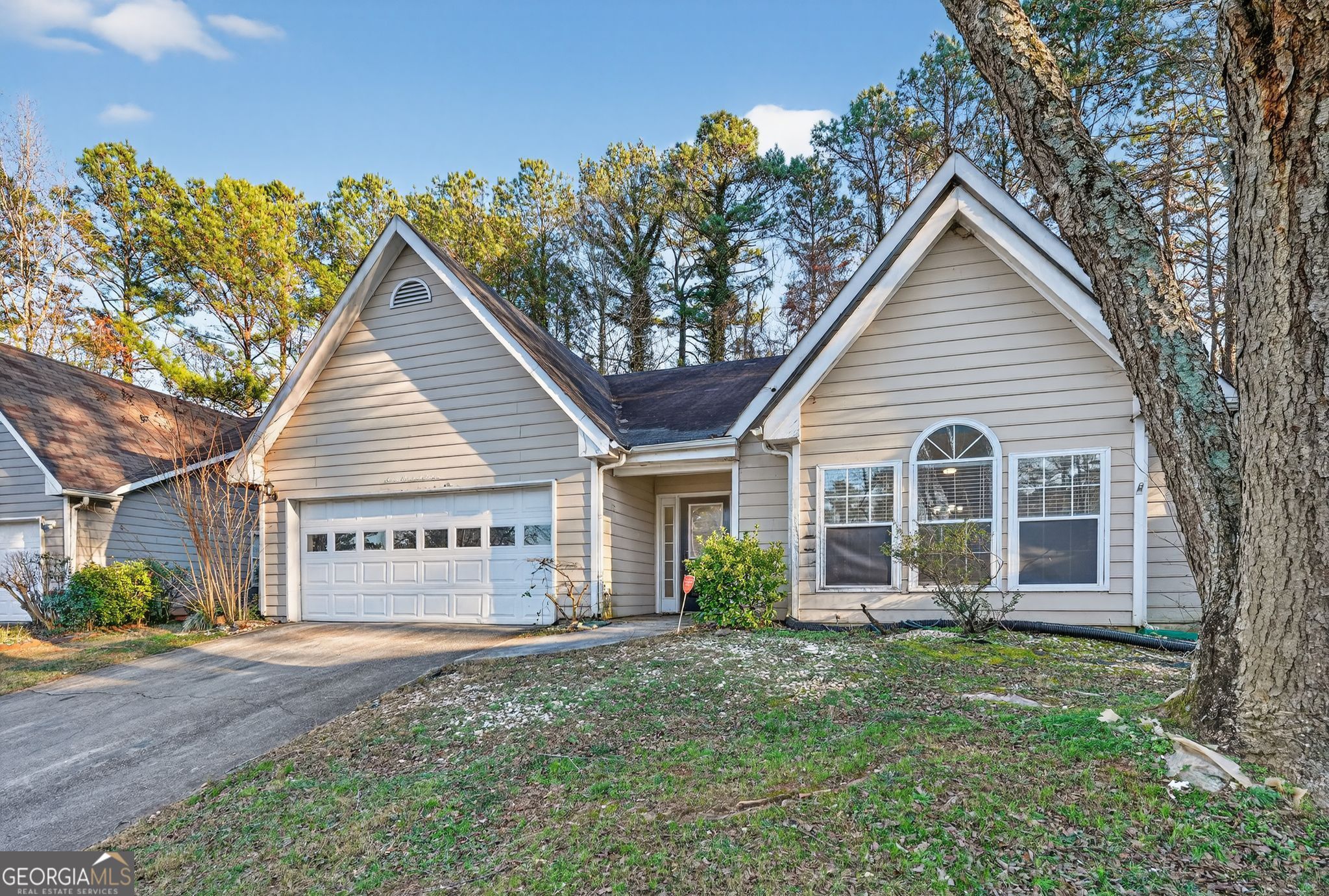 716 Shore Lane Lithonia, GA 30058 - Photo 2 of 35