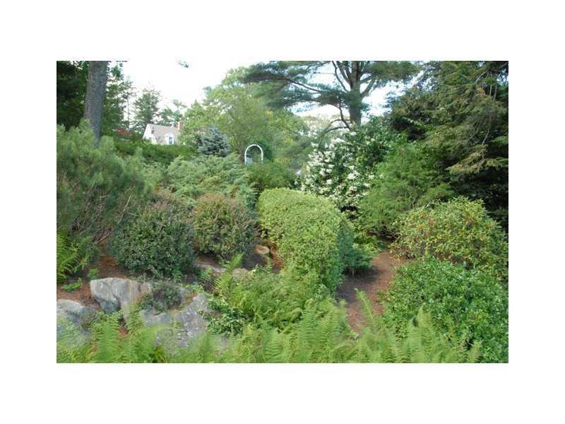 14 Harraseeket Road Freeport, ME 04032 - Photo 12 of 13 Yard/Garden.