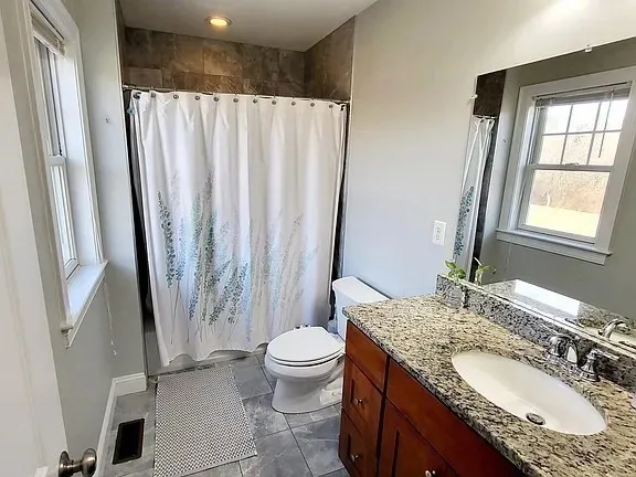 $4,000 | 9 Commodore Way, Westford, MA 01886