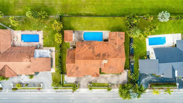 $1,700,000 | 9505 Southwest 136th Street, Miami, FL 33176