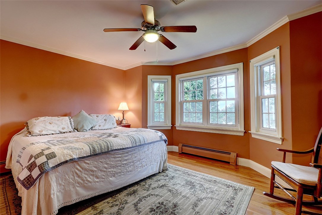 4 Hillside Road Lincoln, RI 02865 - Photo 16 of 30 Bedroom