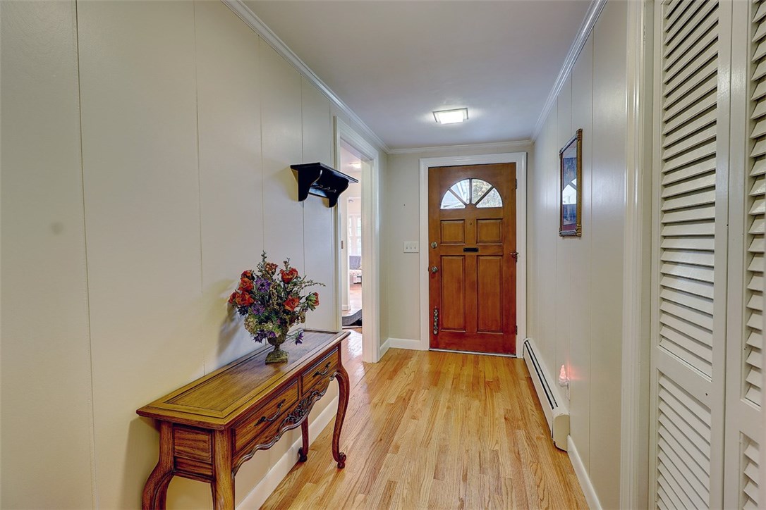 4 Hillside Road Lincoln, RI 02865 - Photo 23 of 30 Entry Hall