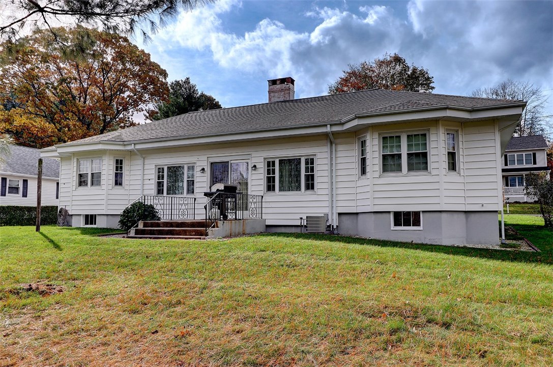 4 Hillside Road Lincoln, RI 02865 - Photo 26 of 30 Gallery Image 26