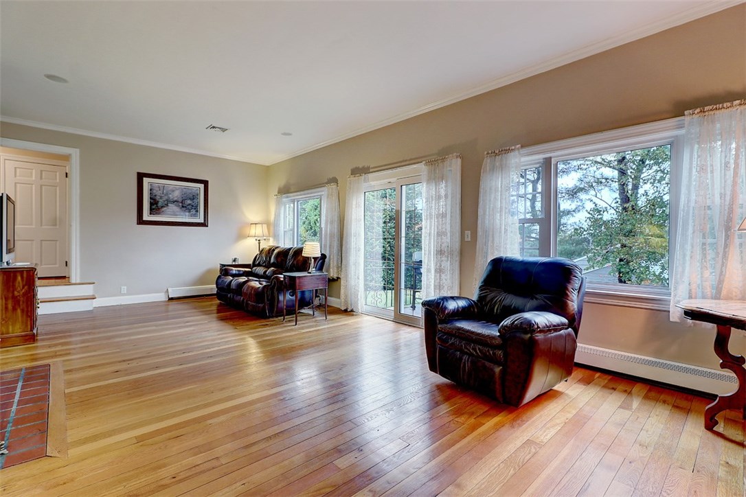 4 Hillside Road Lincoln, RI 02865 - Photo 3 of 30 Family Room