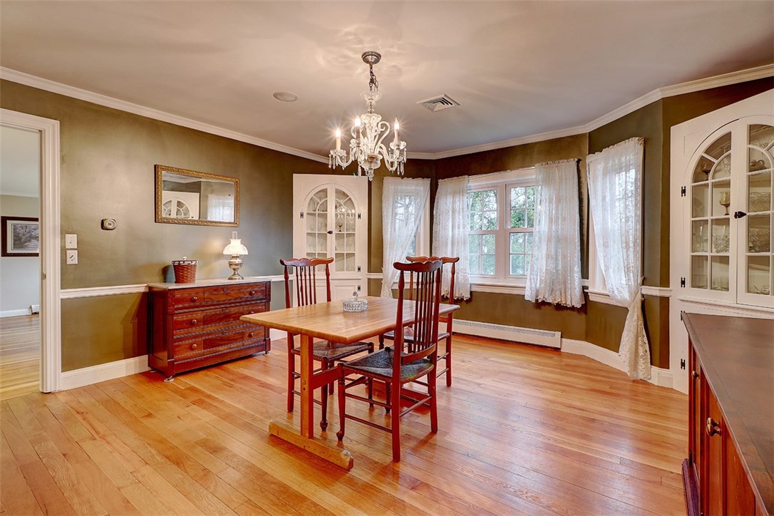 4 Hillside Road Lincoln, RI 02865 - Photo 9 of 30 Dining Room