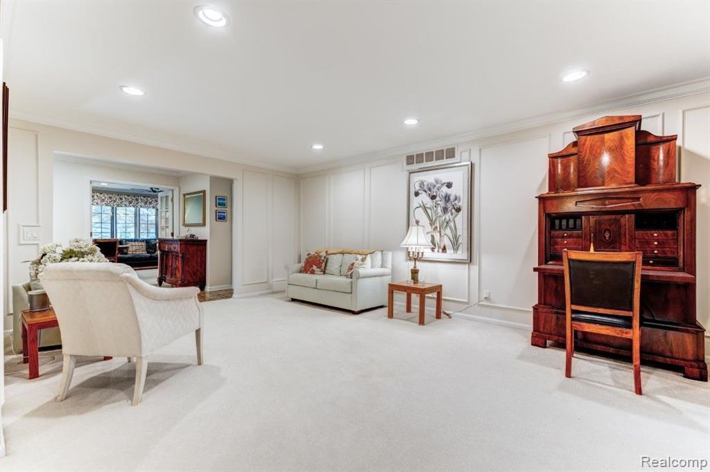 28265 West 14 Mile Road Farmington Hills, MI 48334 - Photo 25 of 69