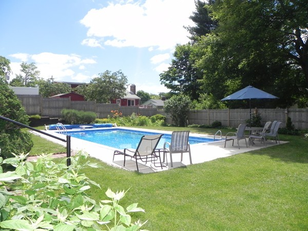10 Wilmont Road Framingham, MA 01701 - Photo 2 of 22 Gallery Image 2
