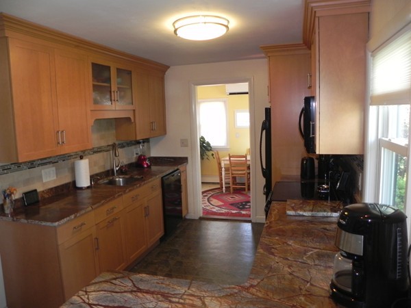 10 Wilmont Road Framingham, MA 01701 - Photo 4 of 22 Gallery Image 4