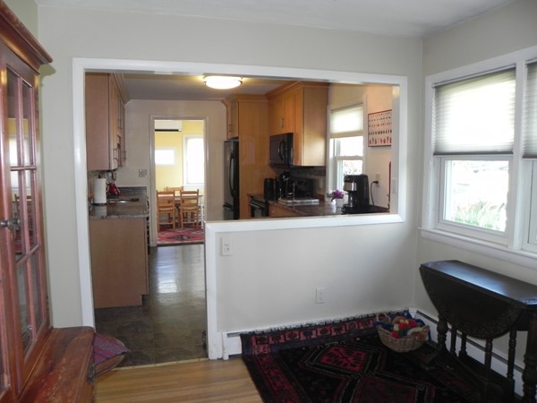 10 Wilmont Road Framingham, MA 01701 - Photo 5 of 22 Gallery Image 5