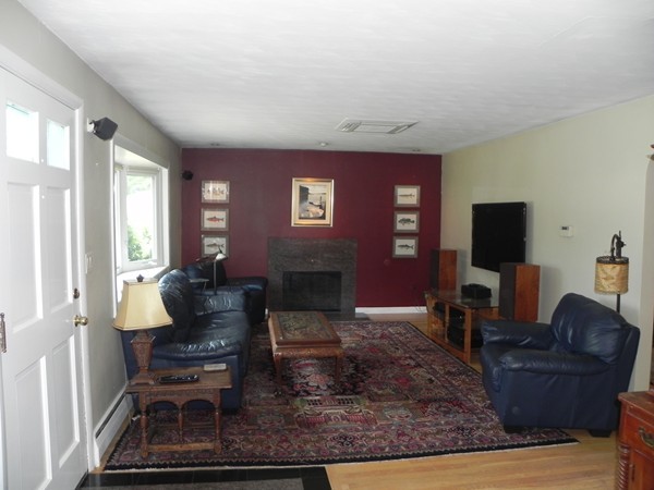 10 Wilmont Road Framingham, MA 01701 - Photo 7 of 22 Gallery Image 7
