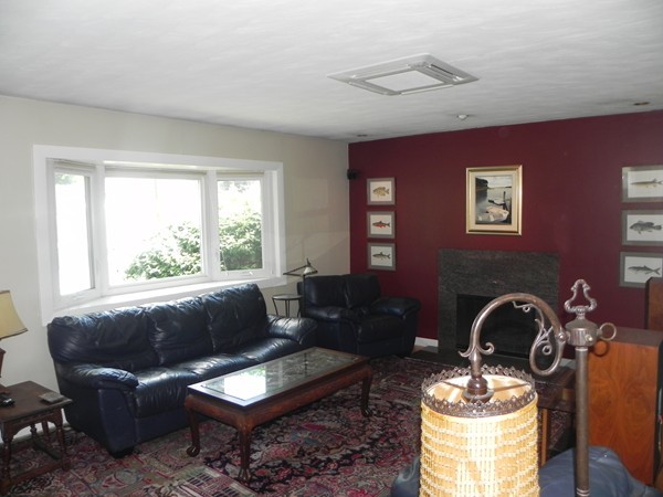 10 Wilmont Road Framingham, MA 01701 - Photo 8 of 22 Gallery Image 8