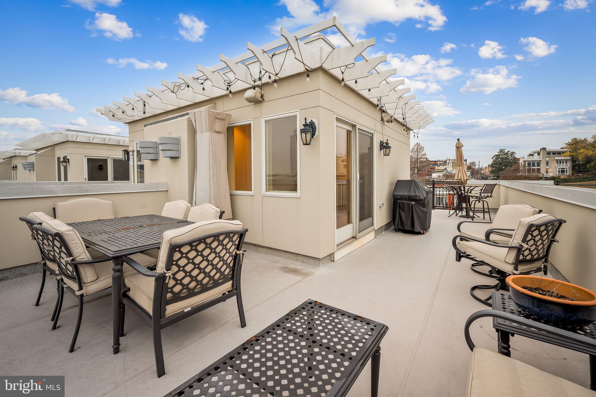 1024 Pier Pointe Landing, Unit 107 Baltimore, MD 21230 - Photo 33 of 51 a outdoor space with furniture