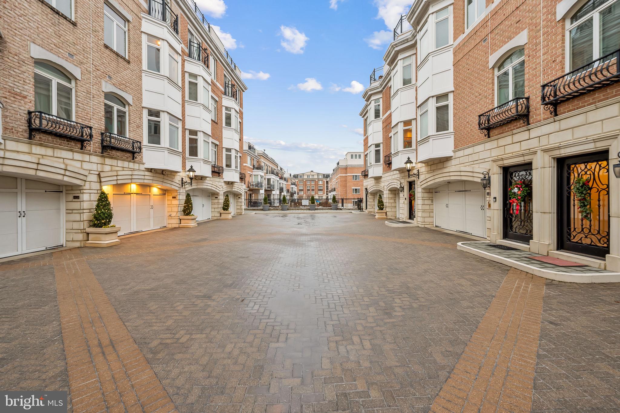 1024 Pier Pointe Landing, Unit 107 Baltimore, MD 21230 - Photo 41 of 51 a city view with tall buildings