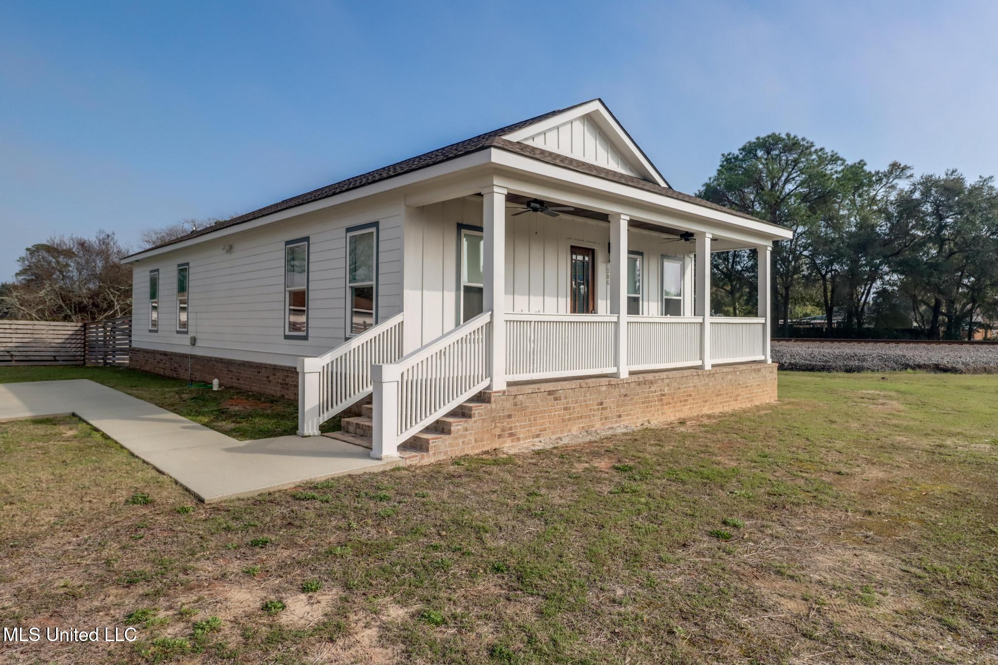 306 Cowan Road Gulfport, MS 39507 - Photo 24 of 27 IMG_8434