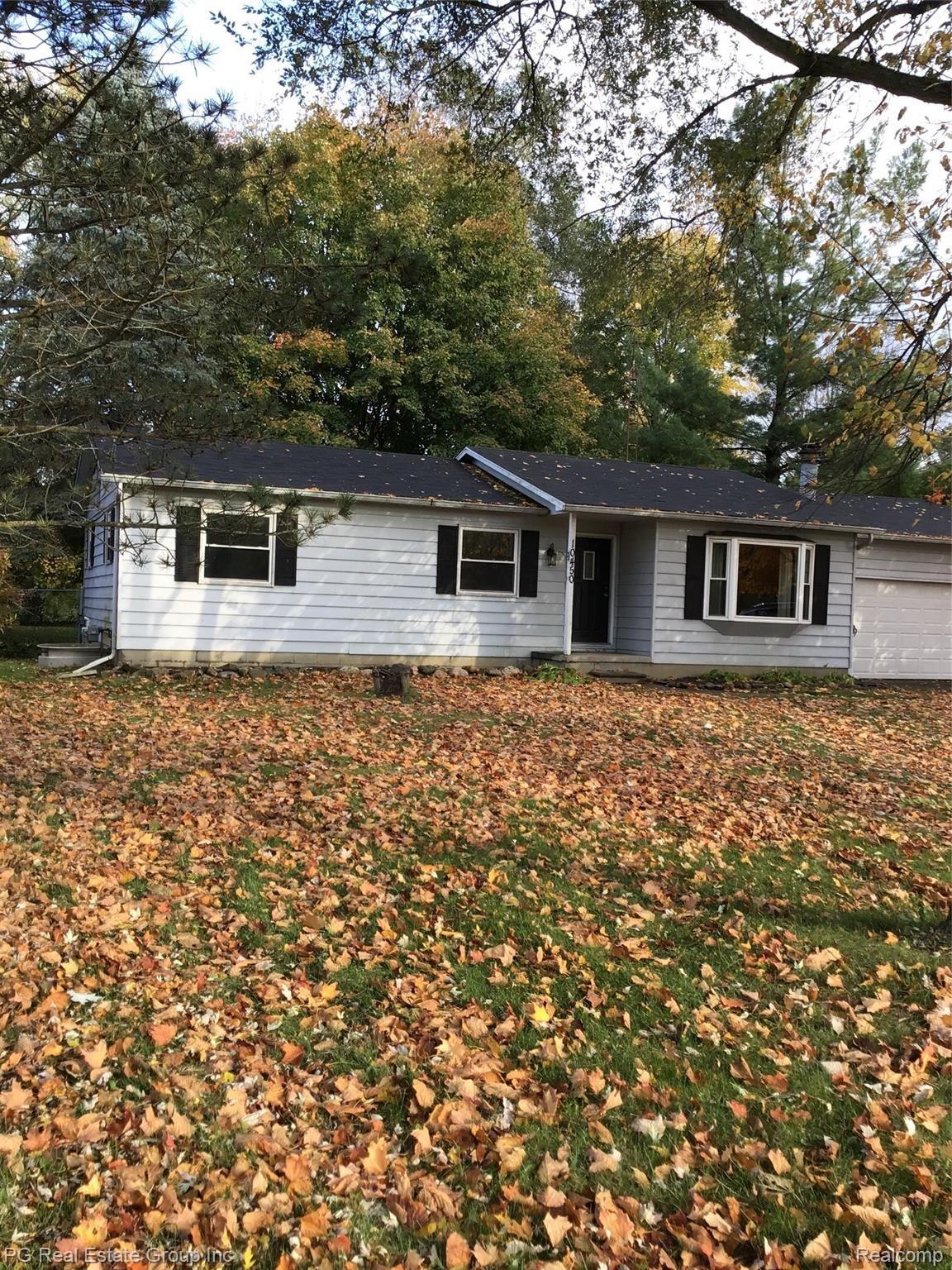 10450 North Linden Road Clio, MI 48420 - Photo 4 of 34 Front House View II.jpg