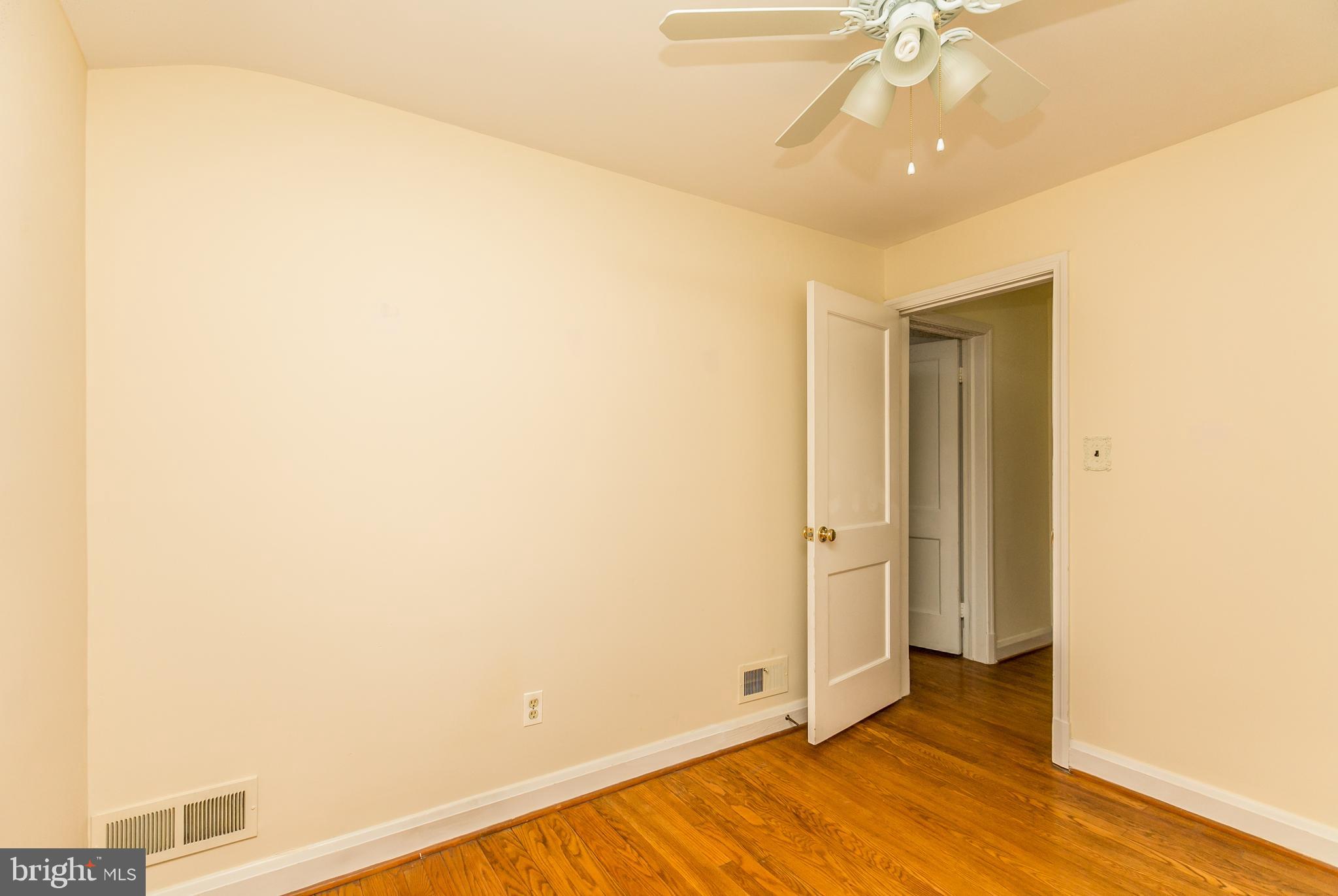 1604 Hardwick Road Baltimore, MD 21286 - Photo 25 of 32