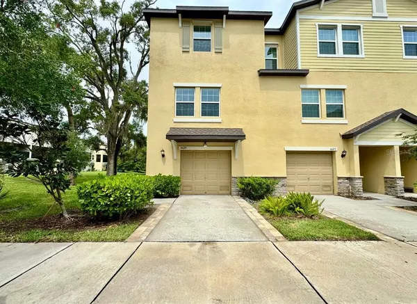 $3,000 | 4429 Tuscan Loon Drive, Tampa, FL 33619