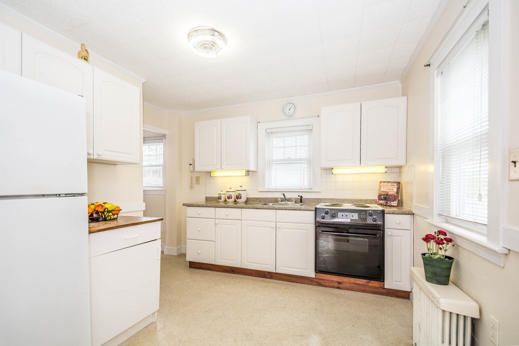 18 Wedgemere Road Medford, MA 02155 - Photo 9 of 24 Gallery Image 9