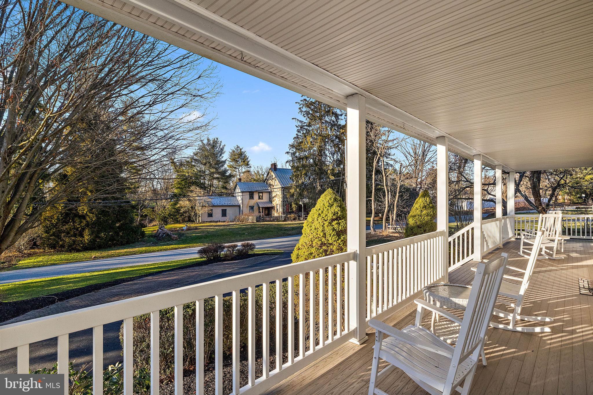 116 Mitchell Road Hockessin, DE 19707 - Photo 3 of 52