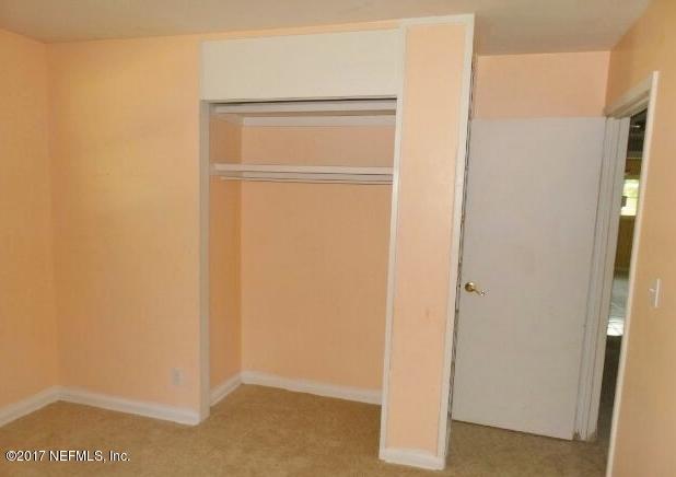 7022 Rollo Road Jacksonville, FL 32205 - Photo 8 of 10 a view of an empty room
